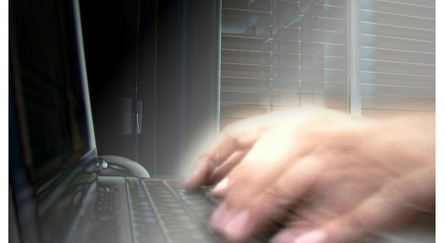 Hacker ético gana 225.000 dólares en el Pwn20wn 2015